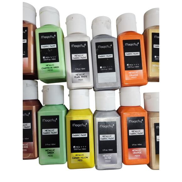 Magic Fly Fabric Paint - Picture 3 of 5